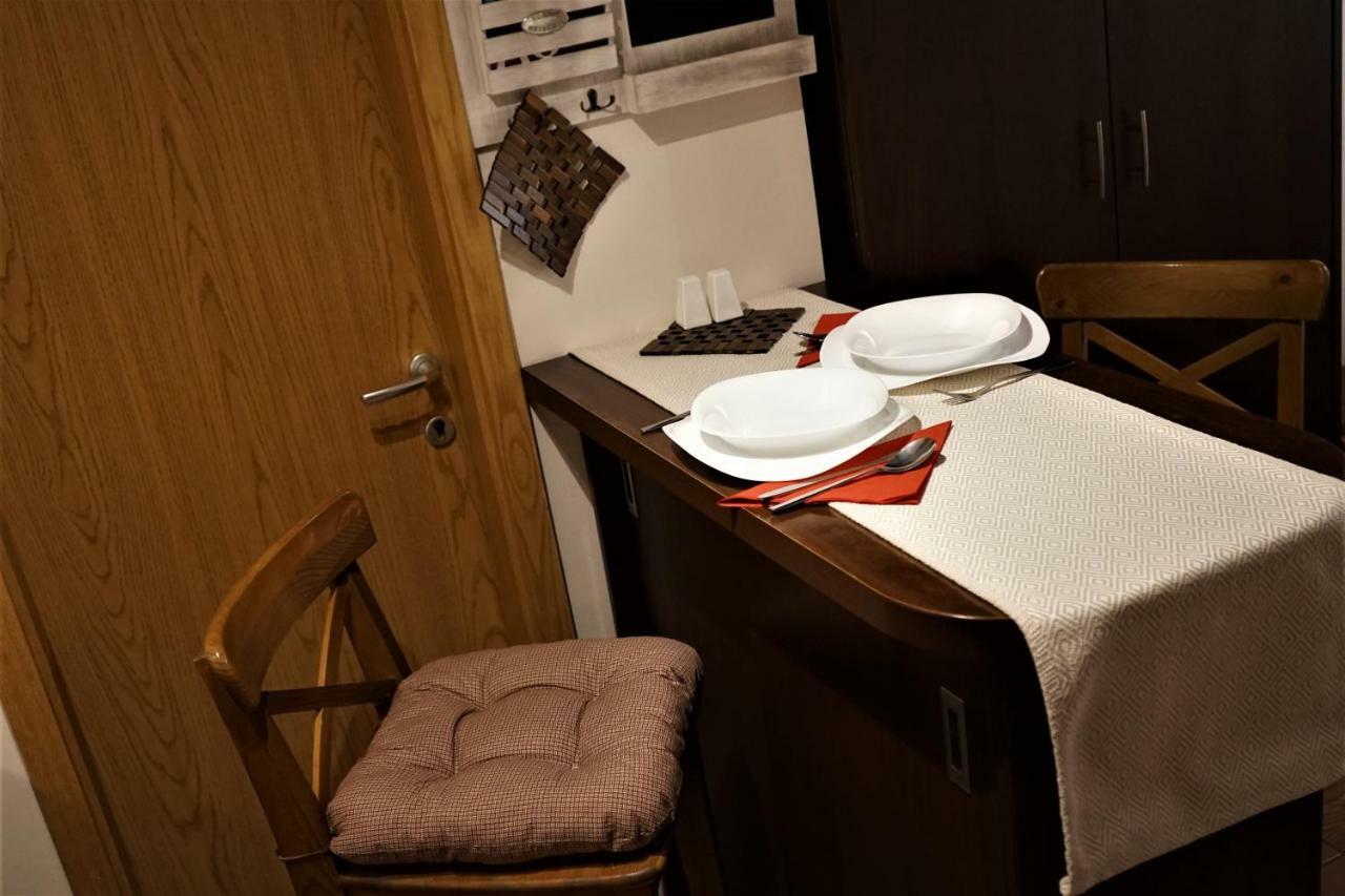 Momo'S Studio Apartment 자그레브 외부 사진