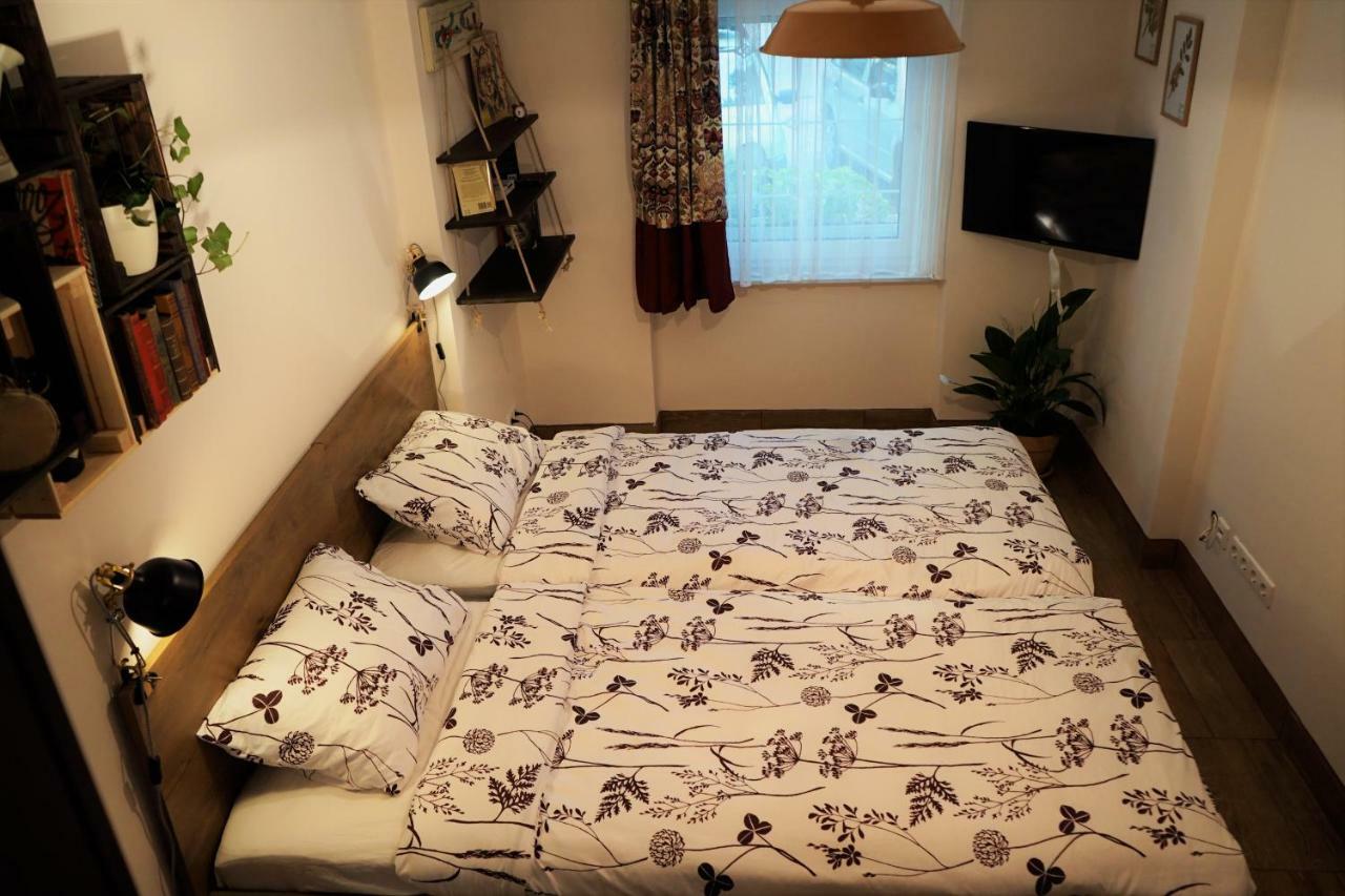 Momo'S Studio Apartment 자그레브 외부 사진
